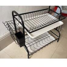1 套三层大容量厨房储物架，餐具和厨具一站式整理，整洁实用的多功能碳钢架，可存放锅碗瓢盆，保持厨房井然有序