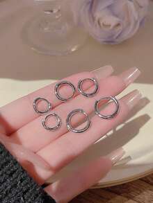 1 Paar minimalistische geometrische Kreis Edelstahl Creolen, hypoallergen, glatte einfache Creolen, minimalistisch - Silber - Übersicht 6