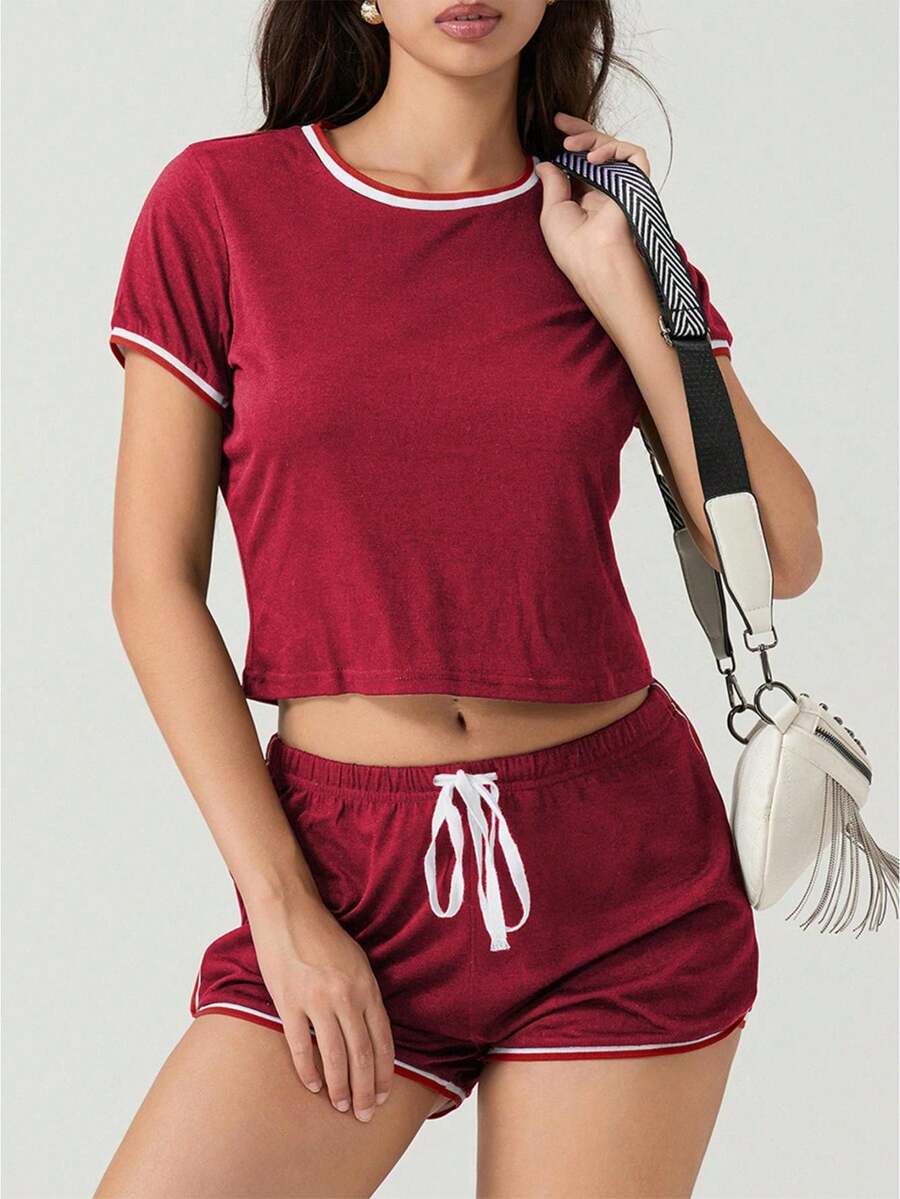 Women's 2 Pieces Sports Set, Short Sleeve Round Neck Top + High Waist Short Pants - 紅色 - 查看 1