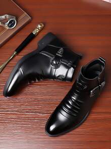 بوت رجالية أنيقة ذات أصابع مدببة للبس الرسمي مزودة بسحاب داخلي سهل الوصول، مزينة برمز جناح وحزام إبزيم أنيق، بوت مثالية للحفلات والمناسبات والأعمال - الأسود - مشاهدة 2