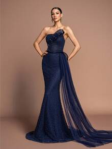 Women's Mermaid Party Dress, Decorated With Pearls, High Slit Design, Elegant One-Shoulder Sleeveless Style, Strapless Graceful Dress