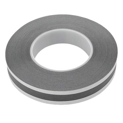 Zelfklevende tape van 25 mm x 20 m van non-woven materiaal voor het monteren van zonnepanelen op polycarbonaat oppervlakken.