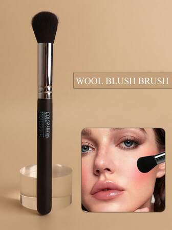 1支优质铜质山羊毛腮红刷，专业化妆工具，适用于散粉、遮瑕膏、高光，理想礼物