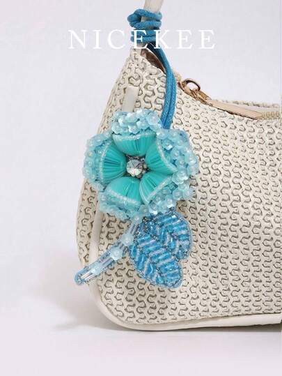 Minimalist & Fashionable Holiday Bag Charm, Contrast Color Beaded Faux Coconut Tree Pendant, Exquisite Mini High-Value Decorative Item, Compact & Chic Design, Versatile For Daily Wear, Suitable To Pair With Vacation Outfits And Everyday Bags.