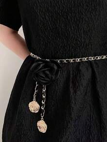 Cinto feminino casual elegante de estilo urbano com flor de camélia em PU (poliuretano), cinto de corrente floral, acessório de cintura sofisticado e exclusivo para vestidos.