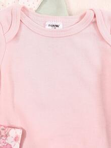 DILAVEL 8件套春夏新款母亲节可爱公主风草莓字母刺绣女宝宝连体衣三角爬行短袖0-9个月宝宝户外服装