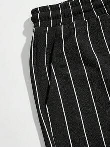 Men's Boho Paisley Print Drawstring Waist Summer Shorts With Pocket - Black Striped - View 7