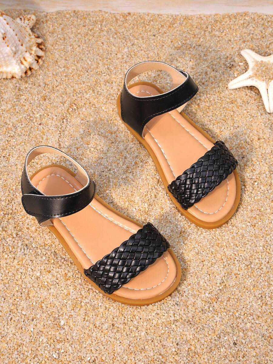 1 Pair Girls' Black Woven Strap Sandals, Synthetic Leather Upper, Soft & Skin-Friendly, Adjustable Strap Design, Open Toe Low-Top Style, Flat, Retro Casual Look, Suitable For Summer Beach Vacation And Daily Wear - Black - View 1