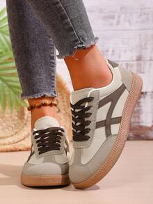 女士休闲系带平底运动鞋，米色和棕色拼接，复古时尚户外运动跑步鞋，春夏秋季