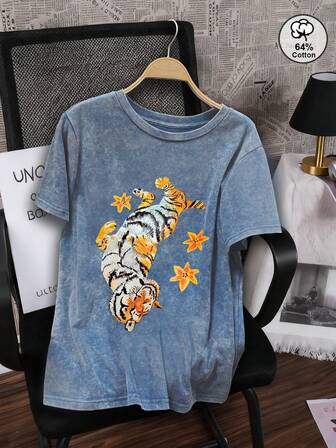 Damt-shirt med rund hals och kortärmad, retro-t-shirt med tvättad snöflinga, modern stil, tecknad tiger och gul blommönstrat tryck, lämplig för vardagsbruk, lämplig för vår och sommar, damt-t-shirt med tryck.