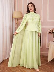 大码女式纯色立领两件套连衣裙，饰有贴花细节，手工卷花工艺，长袖，飘逸长领，优雅柔软，适合聚会、宴会、晚礼服等场合，尽显高贵典雅，也适合情人节、婚礼、春季派对等场合。 - 芥末黃 - 查看 7