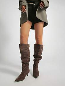 Botas altas de montar vintage de puntera puntiaguda por encima de la rodilla con tacón de gatito plisado, nuevas para otoño/invierno 2025 - Marrón - Ver 5