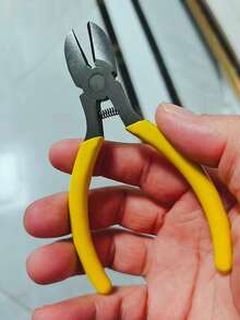 1 Piece Wire Cutter Pliers Cable Cutting Tool Electrician Pliers Garden Electrical Repair Tool, Precision Wire Cutter, Thread Cutter Super Sharp And Non-Slip, For Shear And Reinforcement Bending (Yellow) Fragile Parts