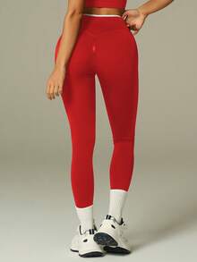 UONNOU Bộ đồ tập thể dục phối màu tương phản Y2K | Quần legging nâng mông và áo ngực thể thao - Đỏ - Xem 9