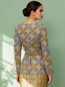 Kebaya Nyonya For Women: Diamond-Patterned Lace-Trimmed Waffle-Knit Long-Sleeved Top, Suitable For Everyday Wear And Holidays.