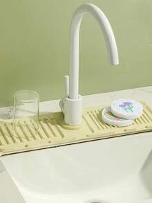 1pc Silicone Faucet Splash Guard, Anti-Splash, Trimmable Narrow Edge, 5° Incline Angle, Easy Clean Foldable Edge, Drainage Design, Suitable For Bathroom Sink, Kitchen Sink, Dish Rack, Kitchen Dish Rack, Coaster, Sponge Holder, Kitchen Accessories, Kitchen Sink Accessories