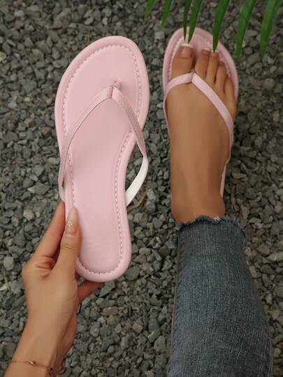 Chanclas brillantes para mujer, sandalias de estilo casual de calle para el verano, zapatillas planas versátiles antideslizantes de color rosa, pantuflas para el hogar