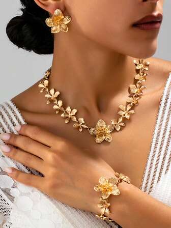 Conjunto de joyería de 4 piezas con collar, pulsera y aretes con diseño floral vintage exagerado, adecuado para fiestas, banquetes y uso diario
