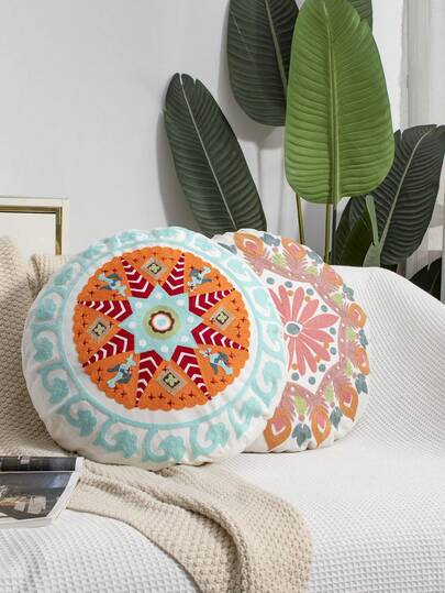 1pc/2pcs Set Pattern Round Throw Pillow Cover, Bohemian Nordic Chain Embroidery Cushion Cover For Bedroom, Living Room, Sofa, Modern Festive Decor, Outdoor Garden Party, 45cm Diameter, Seasonal Use