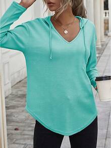 V-Neck Hooded Long Sleeve Top (Multiple Colors),Relaxed-Fit Hoodie With Drawstring & Curved Hem,Waffle-Knit V-Neck Hooded Pullover-Women's Long-Sleeve Tops - Women's Hoodies - Essential Cardigans - Waffle Knit Hoodies - Women's Knitwear,Waffle Knit Hoodie,V-Neck Hooded Sweatshirt, Oversized Waffle Hoodie,,Solid Color Waffle Knit Hoodie,Casual V-Neck Waffle Hooded Top,Soft Waffle Knit Hooded Pullover,Y2k Waffle Knit Hoodie, Relaxed Fit Waffle Hoodie, Versatile Waffle Knit Hooded Blouse - 綠色 - 查看 3
