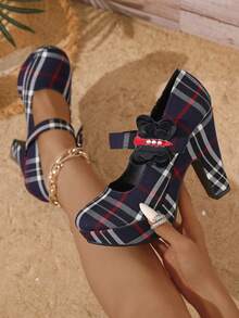 حذاء ماري جين ذو كعب سميك وبلاتفورم مقاوم للماء بتصميم كاروهات حمراء للنساء القصيرات موديل خريف 2024 الجديد - أزرق غامق - مشاهدة 1