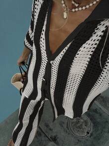 Trang phục đi nghỉ mát, thời trang mùa hè, kỳ nghỉ thoải mái, đi biển - Áo khoác cardigan dáng rộng cài nút phối màu tương phản thanh lịch, có cổ, kèm quần tay ngắn khoét lỗ, bộ đồ dệt kim 2 mảnh dành cho nữ. - Đen và trắng - Xem 5
