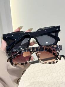 2副塑料几何超大全框豹纹经典复古永不过时的女士时尚眼镜组合，适合锐舞派对、户外旅行、万圣节街头拍照、音乐节等场合的时尚配饰 - 黑色白豹紋色 - 查看 3