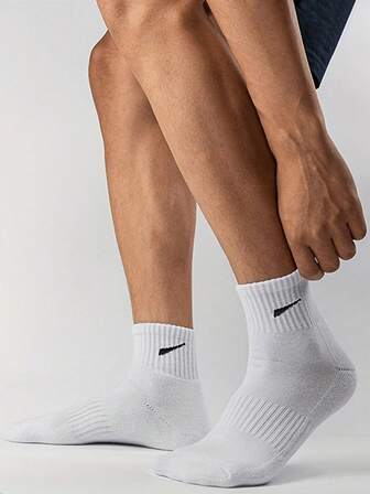 18pcs/10pcs Spring & Autumn Casual Solid Color Crew Socks, Black & White Mid-Calf Socks For Men, Unisex Basketball Sports Socks