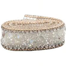 Cadena de Strass con Adhesivoérmico, Cinta de Cristales 2.5cm x 50cm para Manualidades, Vestidos Novia, Bisutería y Decoración, Color Dorado con Cuentas y Piedras Blancas - #01 - Ver 1