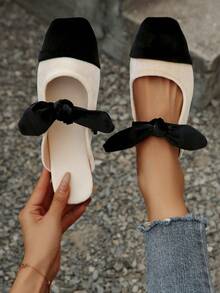 Women's Spring/Summer New French Patchwork Fashion Mary Jane Mule Slippers, Square Toe Versatile Slip-On Flat Sandals & Loafers - Black and White - View 1