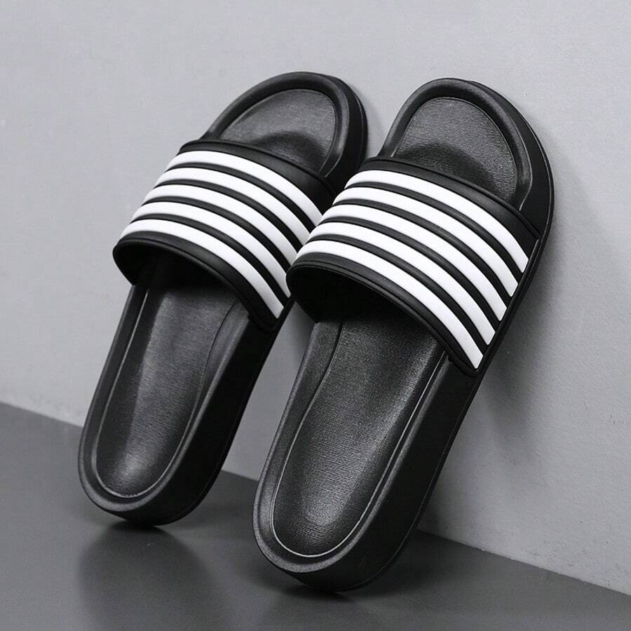 Dép đi biển đế mềm EVA hở mũi đơn giản, họa tiết sọc cỡ lớn, dành cho cả nam và nữ, có thể mang trong nhà và ngoài trời. Dép đi trong nhà, nhẹ, chống trượt, thoải mái, bền, phù hợp để mang hàng ngày.