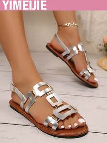 Neue Mode Flache Sandalen für Damen, einfarbige geometrische Muster Strand Sandalen, modische sexy PU Leder Flache Sandalen mit Cut-Out-Design, Metall Nieten Dekor, Schnallenverschluss, geeignet für Strand, Zuhause, Outdoor, Sommer - Silber - Übersicht 2