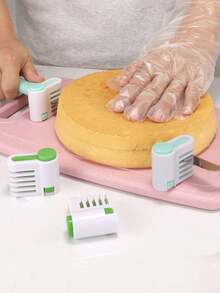 2pcs Cake Layering And Slicing Assistant, Bread Slicing Divider, Toast Divider, Fixed Slicing Assistant, Suitable For Cutting Cake Preforms, Toast, Bread, Kitchen Baking Accessories, Suitable For Use In Homes, Restaurants, Bakeries, And Cake Shops - Multicolor - View 3