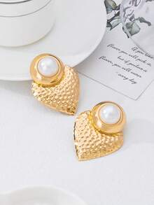 1 Pair/2pcs Fashionable Exaggerated Metal Triangle Faux Pearl Luxury Women Stud Earrings, Suitable For Women's Evening Gala, Party, Travel Occasions - White - View 5