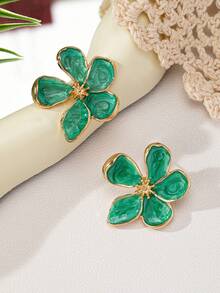 1 Flower Shaped Zinc Alloy Earrings For Women, Unique, Fashionable, Beautiful, Elegant And Perfect Temperament - Flower-shaped Women's Earrings - View 11