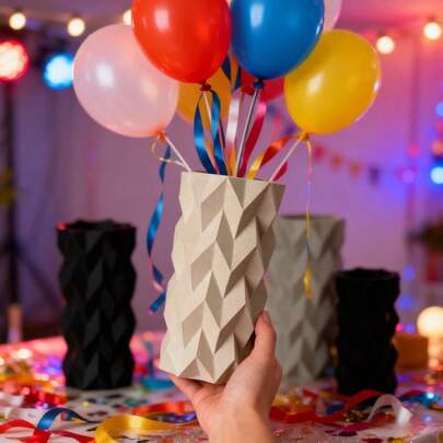 3D Printed Geometric Modern-Style Vase With Three-Dimensional Rhombus Patterns, Matte Texture, Suitable For Minimalist And Industrial-Style Home Decor, Tabletop Decoration, Flower Arrangement Use. Available In Multiple Colors Including Black, White And Gray. An Artistic Storage Piece That Enhances The Style Of The Space.