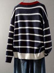 女士爱心条纹针织开衫，柔软舒适，开襟设计，撞色滚边，宽松版型，适合情人节、新年浪漫约会以及居家休闲穿着。 - 藏青色 - 查看 2