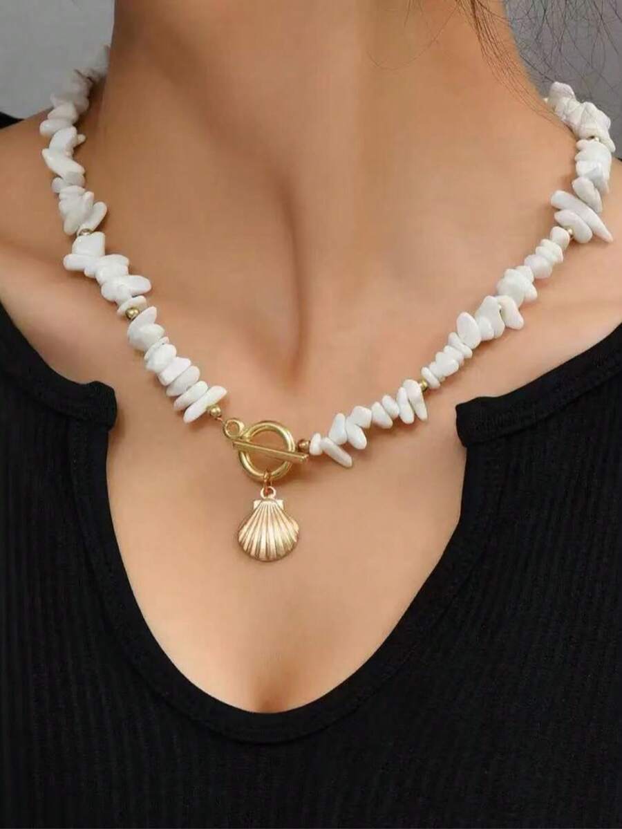1pc Fashion Asymmetrical Shell Pendant Necklace For Women, Seashell Choker Necklace, Versatile For Vacation & Daily Wear - White - View 1