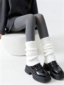 Ensemble 2 pièces automne et hiver : Collants en velours rétro café + Jambières molles en tricot blanc laiteux, tenue de superposition de niche pour fille Y2K audacieuse et style JK doux et cool