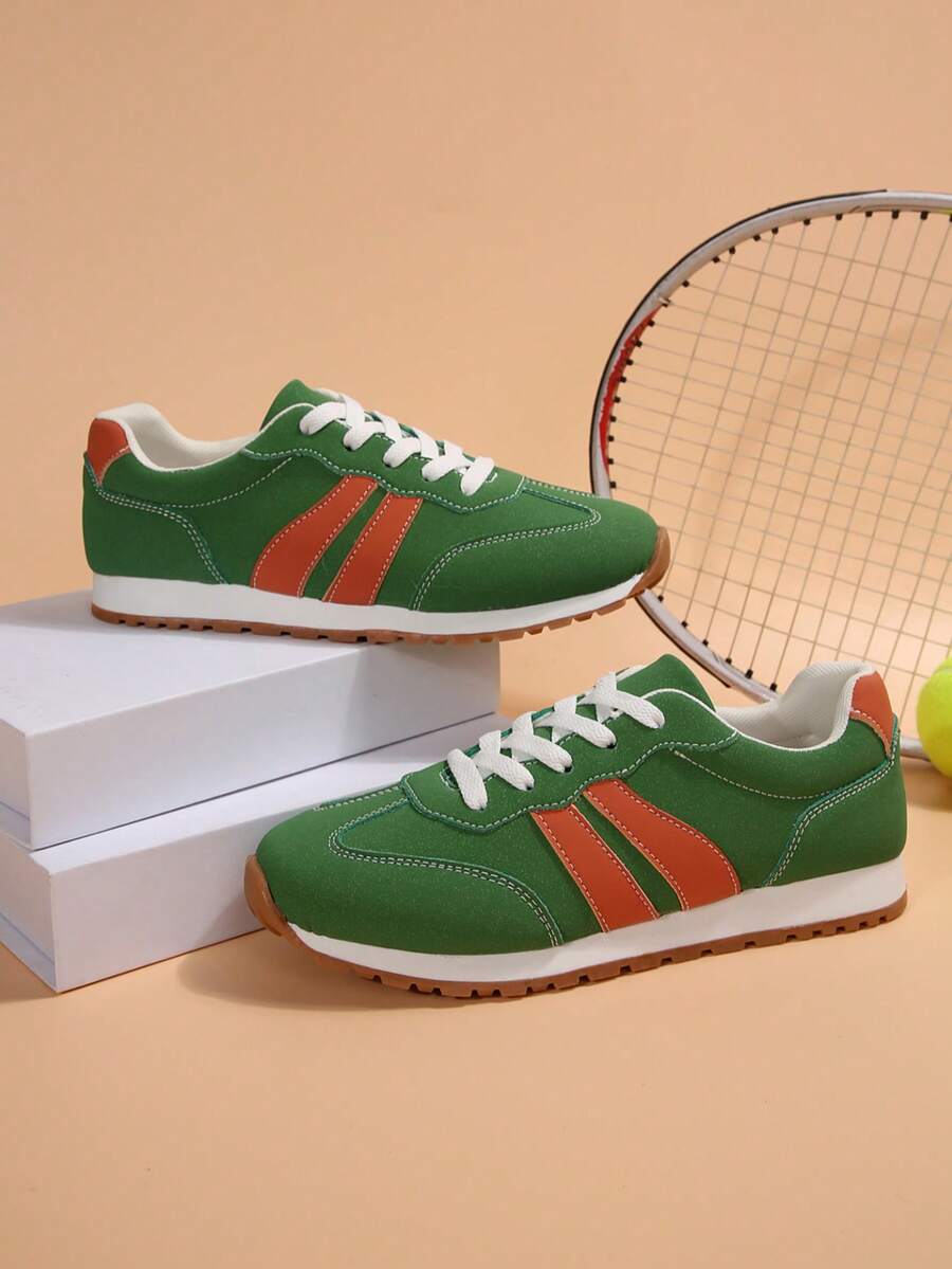 Zapatillas de deporte de mujer con bloques de color retro, zapatos casuales con rayas laterales de ante, entrenadores ligeros y versátiles para estudiantes - Verde militar - Ver 1