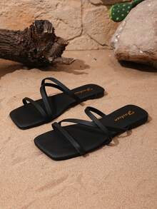 1 Pair Teenage Girls' Fashion Flat Sandals, Strap Design, Solid Color, PU Material, Lightweight Soft Sole Non-Slip, Girls Beach Flat Sandals, Casual Versatile Wear