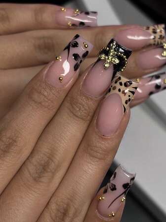 24 piezas Uñas rectangulares medianas Y2K, Uñas postizas de cobertura completa con diseño de punta francesa estampado de leopardo negro Y2K, decoración con cadena de bolas de acero dorado en forma de cruz, adecuadas para decoración de arte de uñas para uso diario, fiestas y baile de mujeres