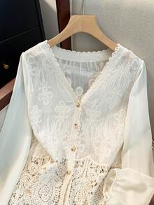 女士夏季蕾丝刺绣衬衫 - 柔软清爽轻盈上衣，完美打造百搭休闲春季造型 - 杏色 - 查看 6