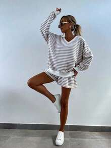 2 Pieces Set Spring Autumn Fashion Classic Stripes V-Neck Long Sleeves Loose Top Comfortable Shorts Casual Fashion Suit Home Clothes Set - 杏色 - 查看 3
