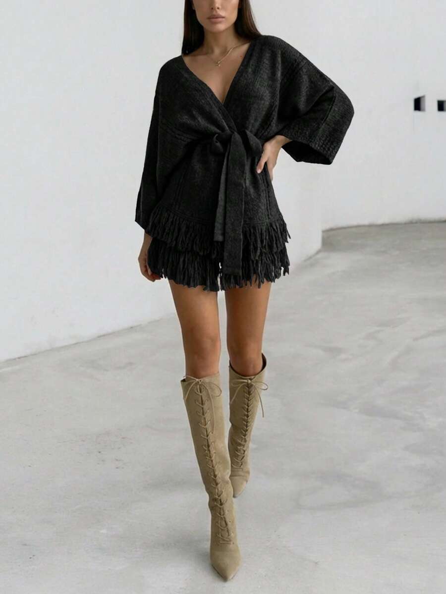 Áo khoác cardigan dệt kim dáng ngắn, cổ chữ V, tay dài buộc dây vai, hai lớp tua rua, kiểu dáng mới của Marisole dành cho nữ, kiểu dáng ôm sát, thời trang thường ngày, thích hợp cho tiệc tùng và đi chơi, phù hợp cho mùa thu và mùa đông. - màu đen - Xem 1