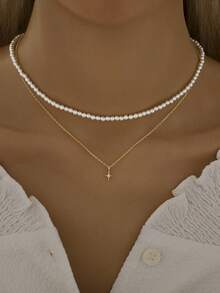 Ce collier en argent sterling S925 avec une mini étoile octogonale, avec une finition plaquée or, est petit et exquis, incrusté de zircone cubique, ce qui en fait un choix idéal pour les bijoux de femme. Le pendentif du collier est une mini forme d'étoile, simple et élégante, convenant pour un port quotidien et également un excellent cadeau. - Multicolore - Voir 7