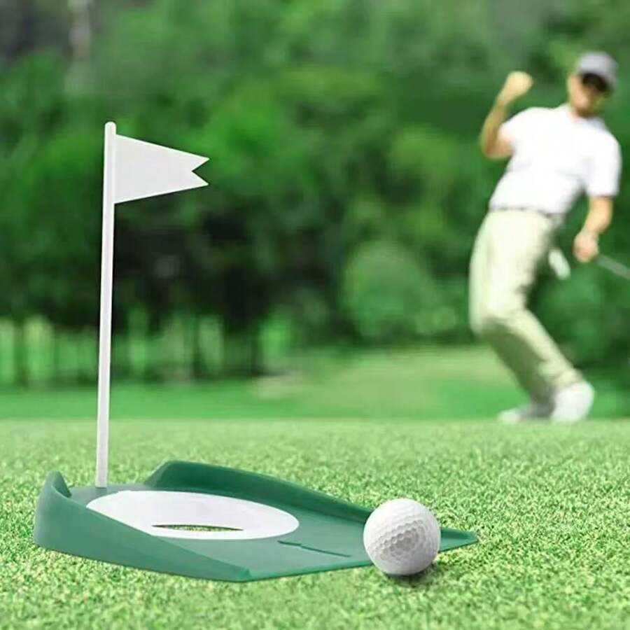1PC Portable Mini Golf Putting Green Disc With Flag & Hole - Non-Slip Base Golf Training Accessory, Indoor Outdoor Putting Trainer For Home Office Travel Practice, Enhance Putting Skill Essential Tool For Beginners & Enthusiasts