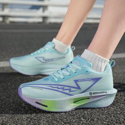 Lightweight Cushioned Carbon Plate Marathon Running Shoes For Teenagers, Carbon Fiber Student Marathon Sports Shoes, Fashionable Breathable Durable Running Casual Shoes With Soft Soles And Classic Gradient Color