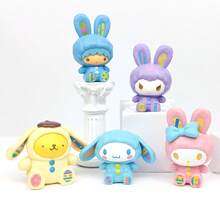 Sanrio 三丽鸥兔子系列 Melody 和 Cinnamon 狗狗盲盒人偶、毛绒玩具、桌面装饰和礼品，适合娃娃收藏家、货架展示、家居装饰、桌面摆件和生日礼物。