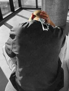 男士标语印花圆领休闲百搭短袖 T 恤 - 深灰色 - 查看 2